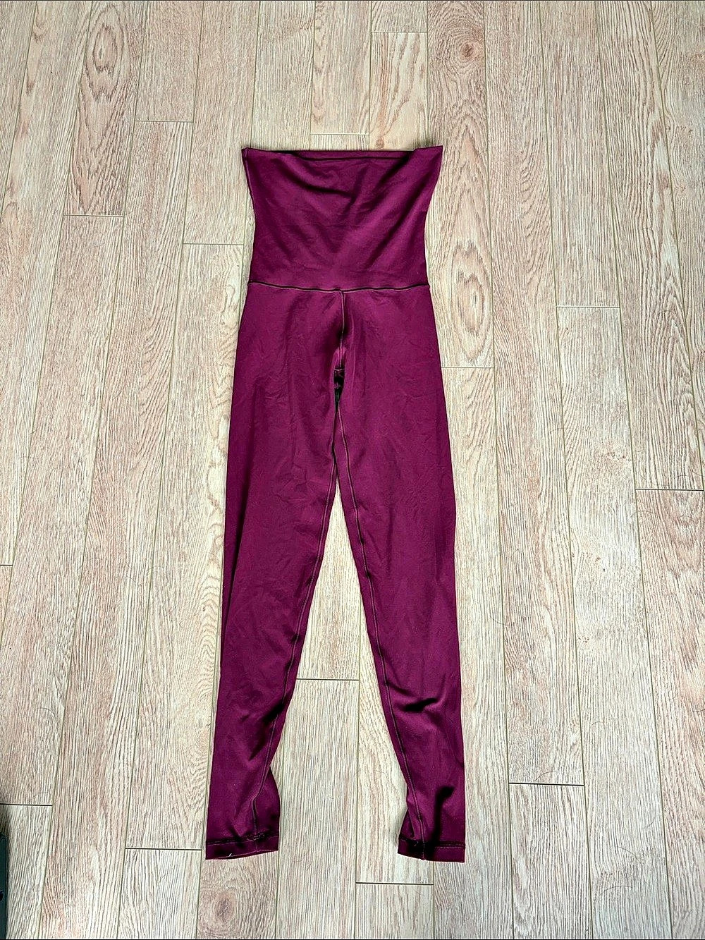 Offline by Aerie Real Me Xtra High-Waisted 7/8 Length Crossover Leggings 7/8